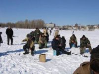 Главное управление МЧС России по Ярославской области советует при нахождении людей на льду реки или водоема соблюдать особую осторожность